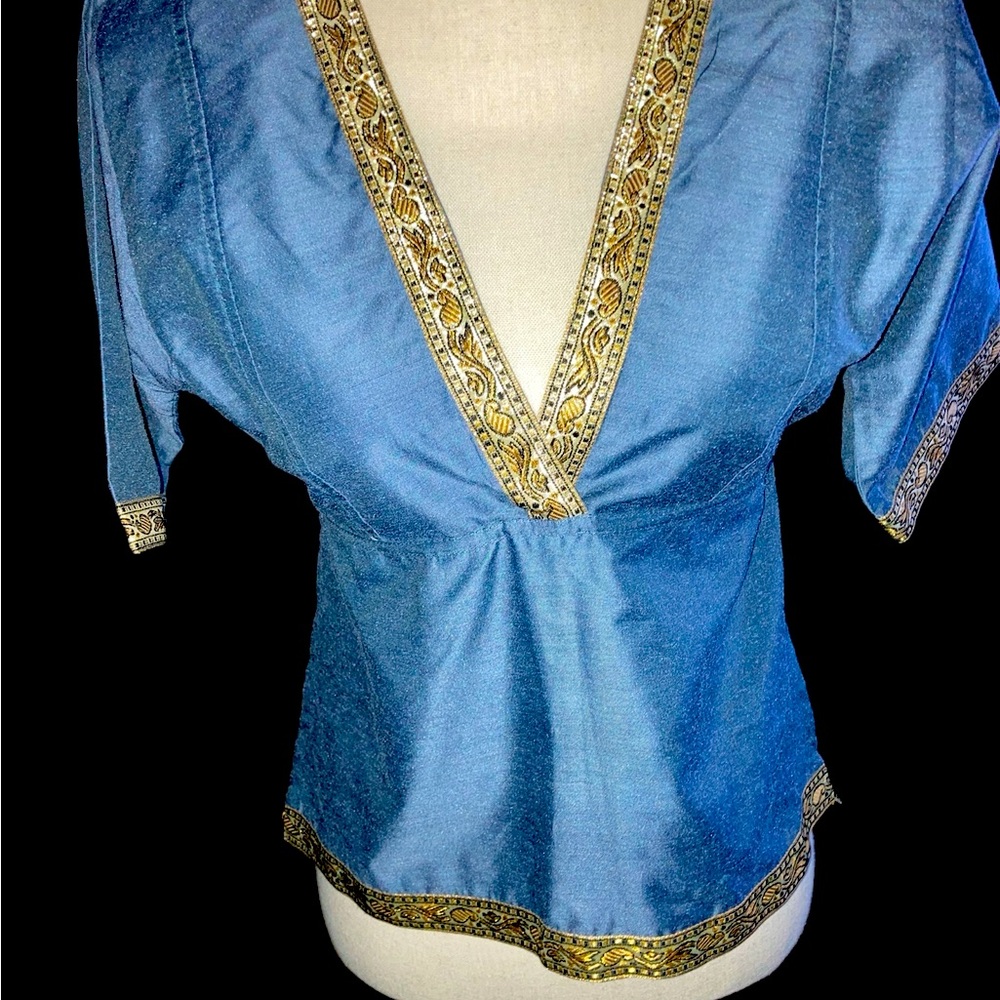 Just The Girls Cute Halter Top. Sz L.